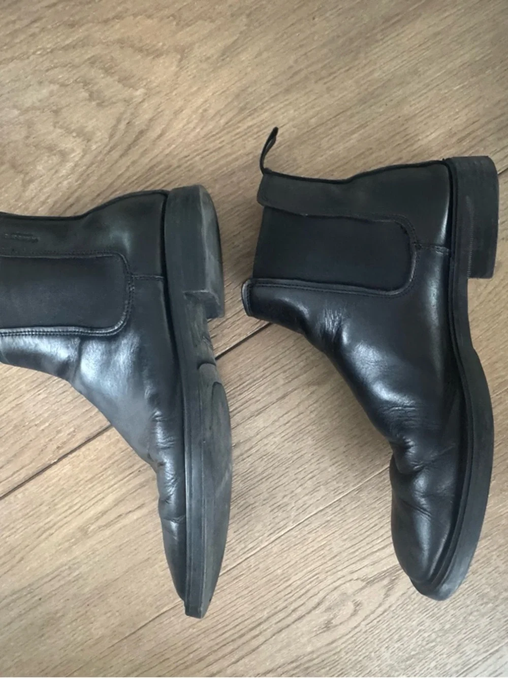 Vagabond black leather